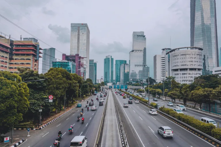 suka duka merantau ke Jakarta